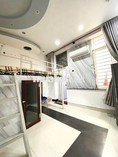 TRỐNG PHÒNG CÁCH PARC MALL Q8 CHƯA TỚI 5P