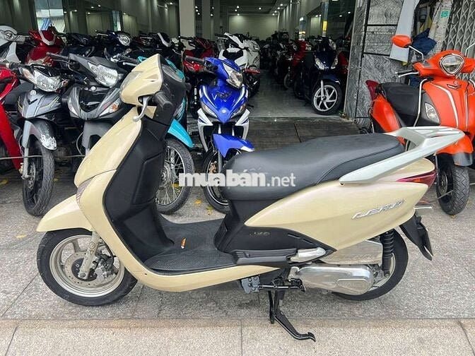 Honda lead FI 2010 mới 90% biển số thành phố