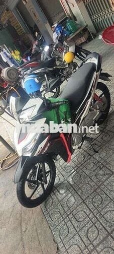 Cần bán wave RSX 110 2012 xe đang cầm