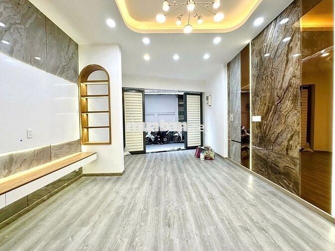 BÁN NHÀ ĐẸP ĐƯỜNG NGUYỄN ĐÌNH CHÍNH, QUẬN PHÚ NHUẬN - 4 LẦU (4,3x14m)