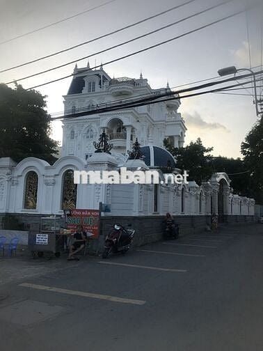 Cần bán GẤP nhà ngỏ hẻm xe hơi