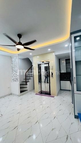 Nhà Mượt quá . Tại Trung tâm Thanh Xuân