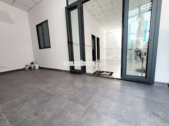 Bán nhà mới xây 100%, 5 x 10 shr, giá 3 tỷ 250tr tl