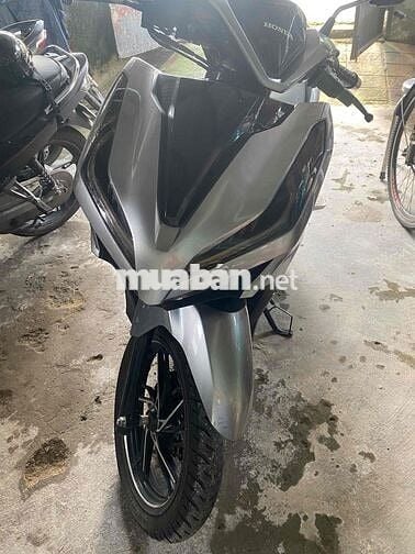 vario 150 Bến cát