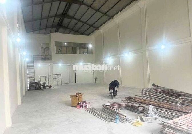 CHO  THUÊ  KHO XƯỞNG  MT (420m2) P. BÌNH HƯNG  HÒA A.  QUẬN  BÌNH  TÂN