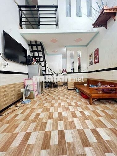Bán nhà 590 tr DT 40m 2PN  phường thái hoà tân uyên