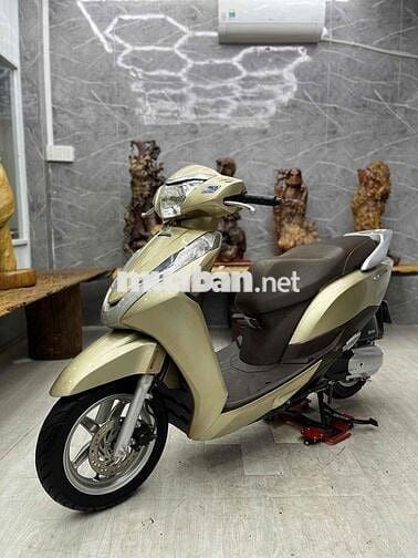 👉Honda Lead 2015 chính chủ máy zin êm