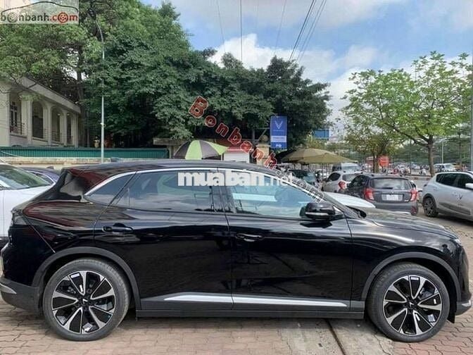 VinFast VF8 Plus 2025