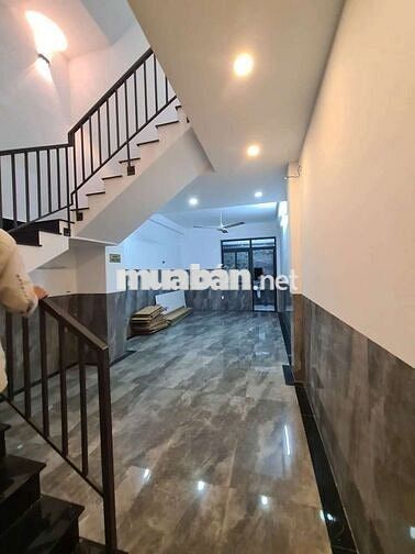 Cần Cho Thuê .nhà.P  ĐHT .Q12 .DT 4x20 .1 trệt 3 Lầu 4PN. 5WS