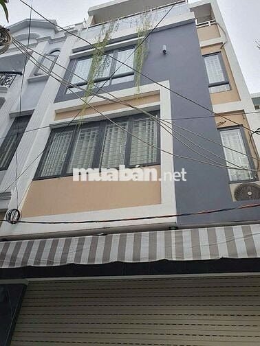 Cho thuê nhà gấp MT 639B Bà Hạt, Phường 6, Quận 10 thông ra 3.2