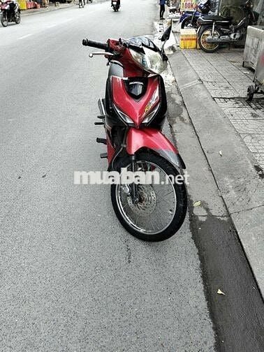 Cần bán gấp xe wave RSX bstp xe đẹp máy móc êm