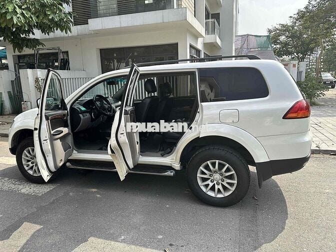 Mitsubishi Pajero Sport 2014 D 4x2 AT - 150000 km