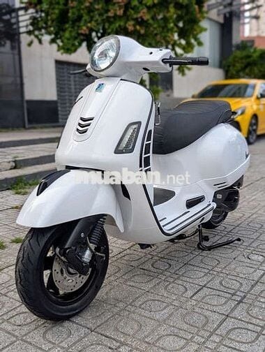 GTS Super 125 Iget Màu Trắng Sport 2018