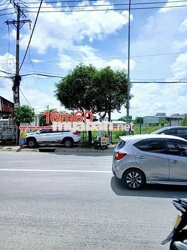 Đết đẹp mt đường giao thông huyết mạch