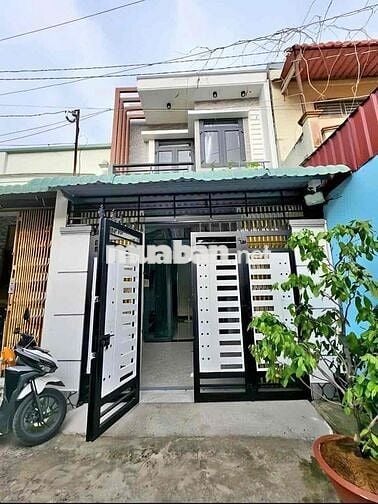 Nhà ngộp chủ cần ra nhanh 675tr có sổ sách đầy đủ
