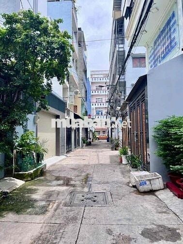 nhà gần hồ bơi tây thạnh tân phú hẻm xe hơi vào nhà