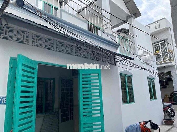 Cho thuê nhà dtsd 140m2, 3 phòng ngủ, đường Trần Phú
