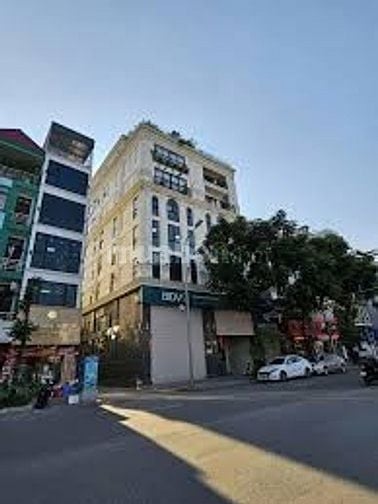 BÁN TOÀ VĂN PHÒNG THÀNH PHỐ GIAO LƯU, 100M2 × 7 TẦNG THANG MÁY, 33 TỶ 