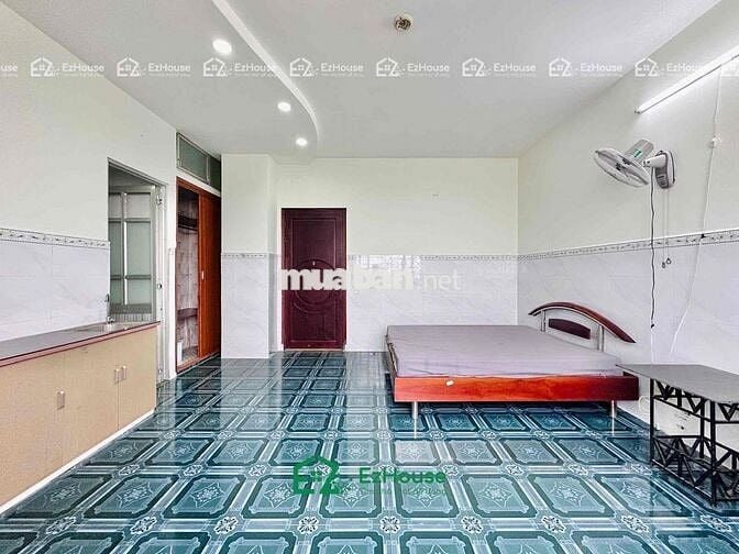PHÒNG FULL NỘI THẤT CỬA SỔ TRỜI SIÊU TO , NẰM NGAY ĐẠI HỌC VĂN HIẾN