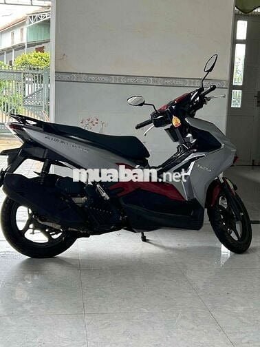 xe mới mua chán nên bán