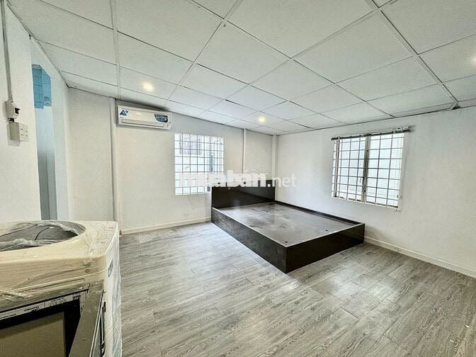 STUIDO FULL NỘI THẤT TRUNG TÂM BÌNH THẠNH CỬA SỔ TRỜI GIÁ RẺ