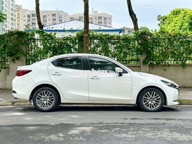 Mazda 2 Luxury – 2020
