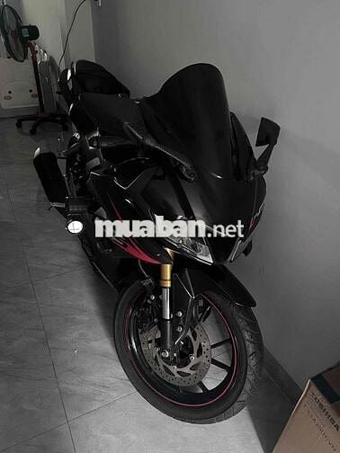 R15V3 nguyên Zin, bs 43 chính chủ, lên đồ cơ bản.