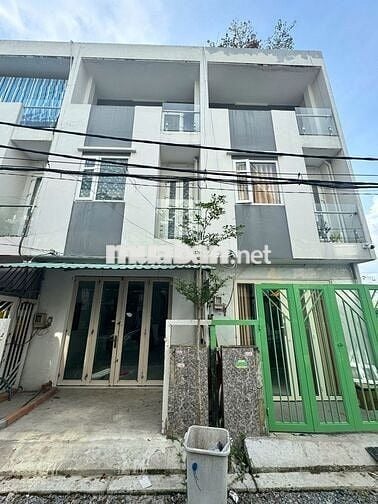 BÁN NHÀ 2 LẦU 845 ĐƯỜNG NGUYỄN BÌNH.NGAY CÔNG AN XÃ, GIÁ 2,6 TỶ