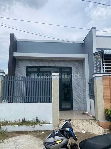 Bán gấp căn nhà cấp 4,103.3m2, SHR, Nhuận Đức, Giá chỉ 750 Triệu