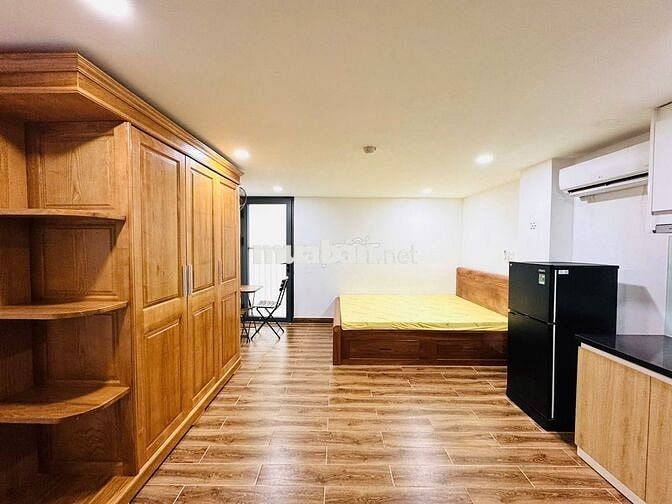 CĂN HỘ FULL NỘI THẤT CỬA SỔ TRỜI 30m2 - Thang Máy