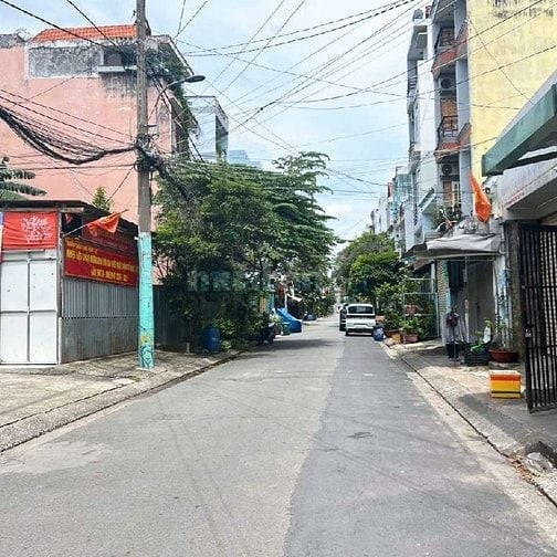 Đường 8m, khu đồng bộ chợ An Nhơn,có công viên,thông bàn cờ, hơn 9 tỷ