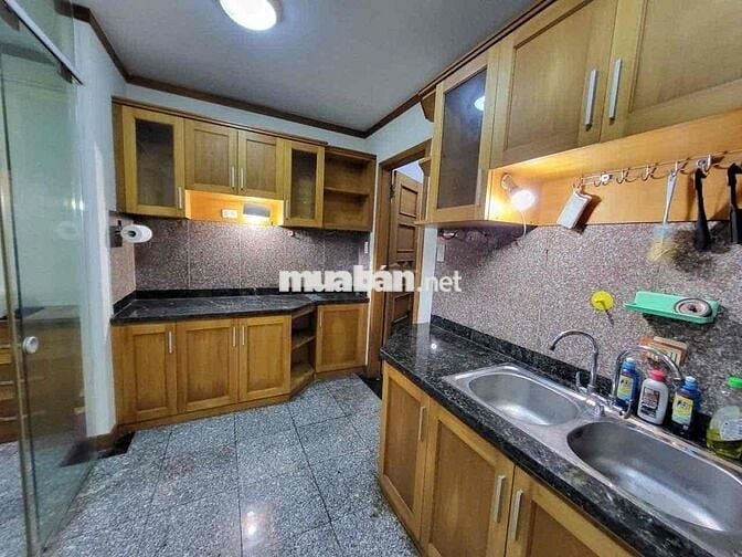 Căn hộ 130m2 3PN Phú Hoàng Anh