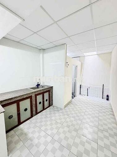Cần Bán Nhà Thống Nhất-48m2-2 tầng-2PN-2 bước ra tới Lotte-Hẻm Ô tô