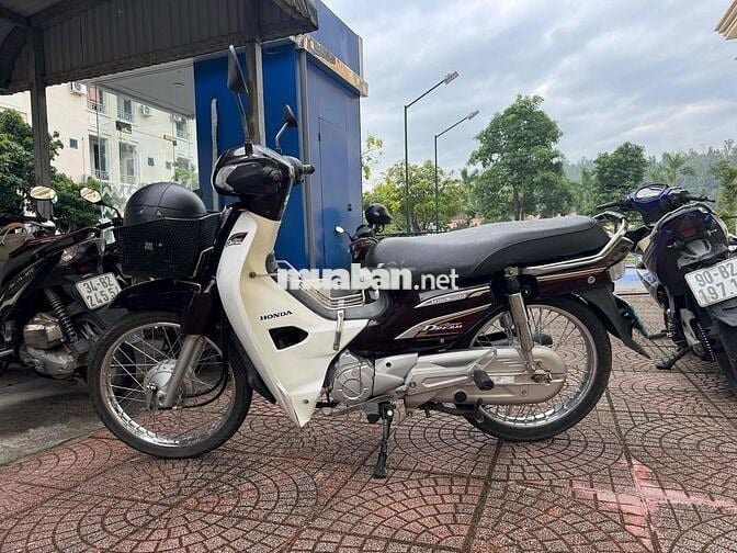 Honda dream Việt 2016