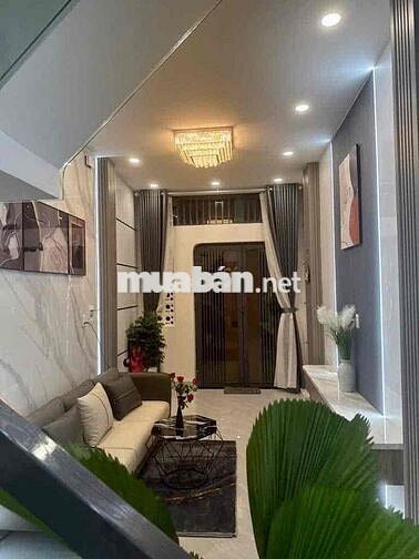 Nhà 3 Tầng Đẹp — Gần Hậu Giang Minh Phụng Văn Thân (3m x 11m) 31m2
