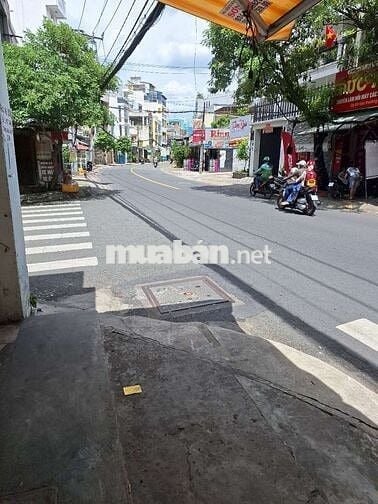 Shera mặt bằng  buổi sáng tới 2h chiều
