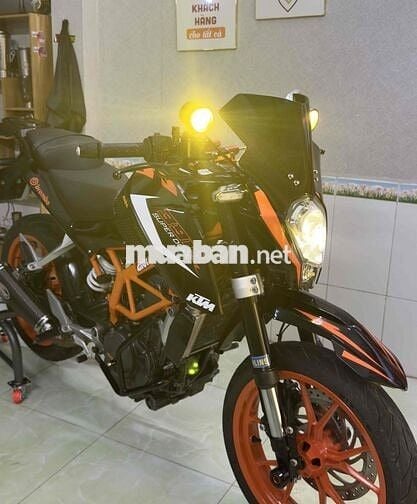 DUKE 390 ABS