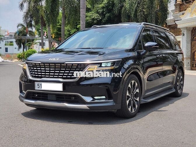 Kia Carnival Signature bản full option gia đình sd