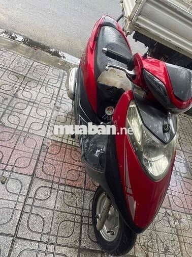 nhà dư xe nên cần thanh lý xe tay ga