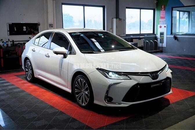 Altis 2023 bản 1.8v
