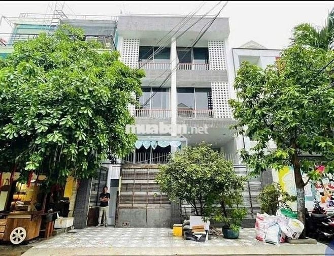 Cho thuê Nhà mới đẹp Cư xá Chu Văn An, p26. Dt. 8x18m 1 hầm 3 lầu st