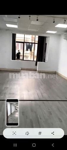 Cho thuê tầng 3 nhà mặt phố Nguyễn Văn Huyên, Cầu Giấy, DT 70m2 thông 