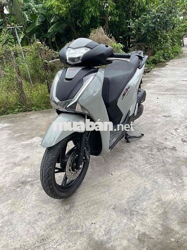 Cần bán sh 125 2017 máy zin chính chủ