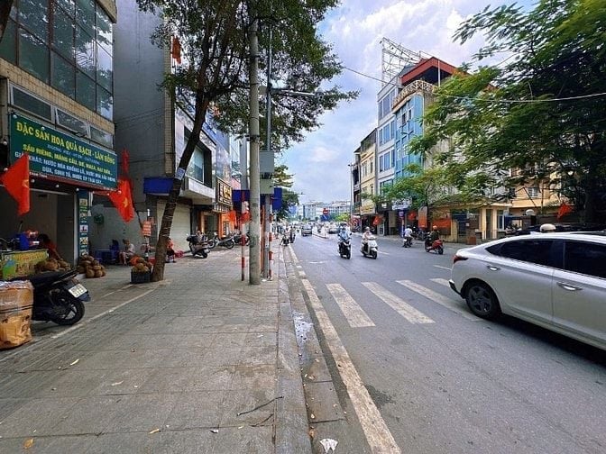 Siêu Phẩm mặt phố Khâm Thiên, 1 mặt phố, 1 mặt ngõ, kinh doanh đỉnh.