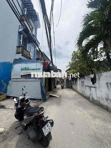 Hẻm xe hơi Phường Phú Thuận 6 Tỷ hơn - 4PN4Wc ST - Sơn là mới tinh