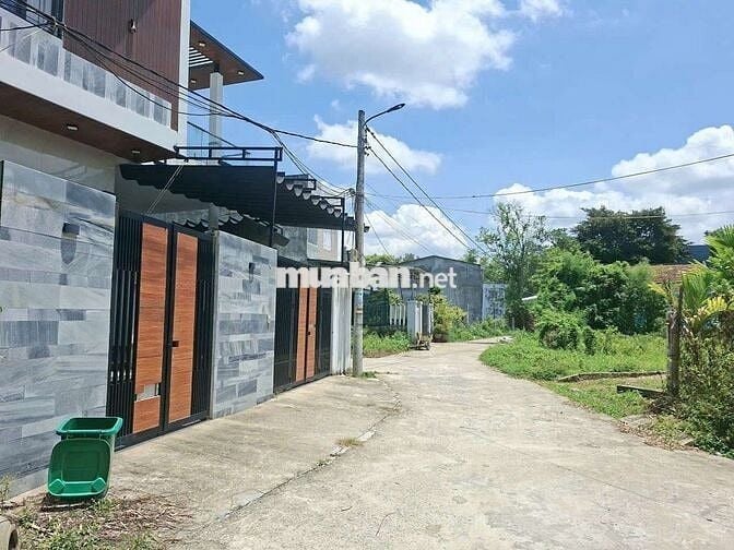 Mình cc cần bán lô đất đường 5m la bông hòa tiến