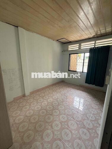 Nhà trọ mặt tiền đường Phú Thọ - Phường 01 - Quận 11