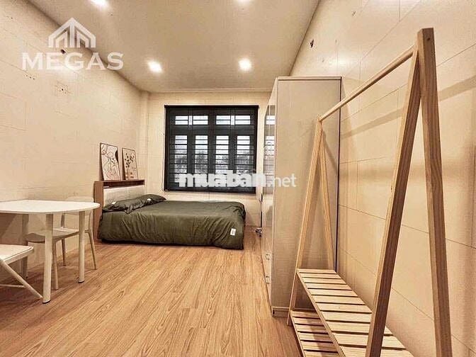 🏡 STUDIO CỬA SỔ TRỜI FULL NỘI THẤT ➖ VÒNG XOAY DÂN CHỦ Q10, Q3