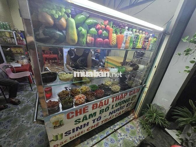 Cần sang gấp quán chè và sinh tố