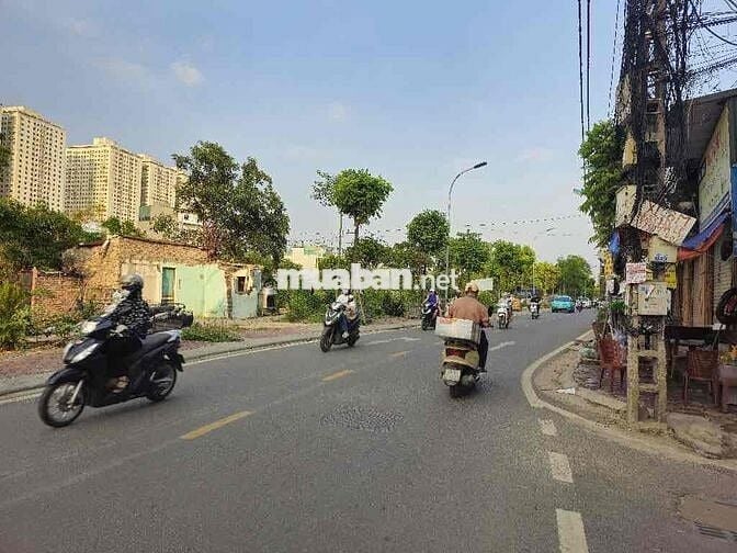 BÁN NHÀ PHAN TRỌNG TUỆ, HUỲNH CUNG 33M,5 TẦNG GẦN Ô TÔ GIÁ 5,6 TỶ.